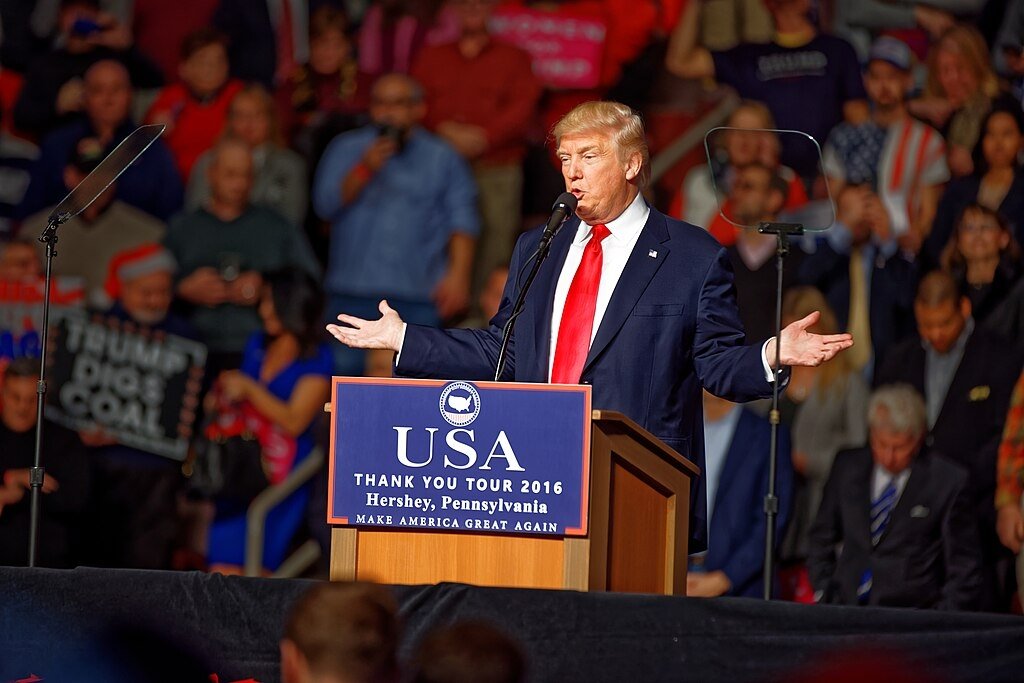 Трамп заявил, что США будут доминировать в Западном полушарии commons.wikimedia.org