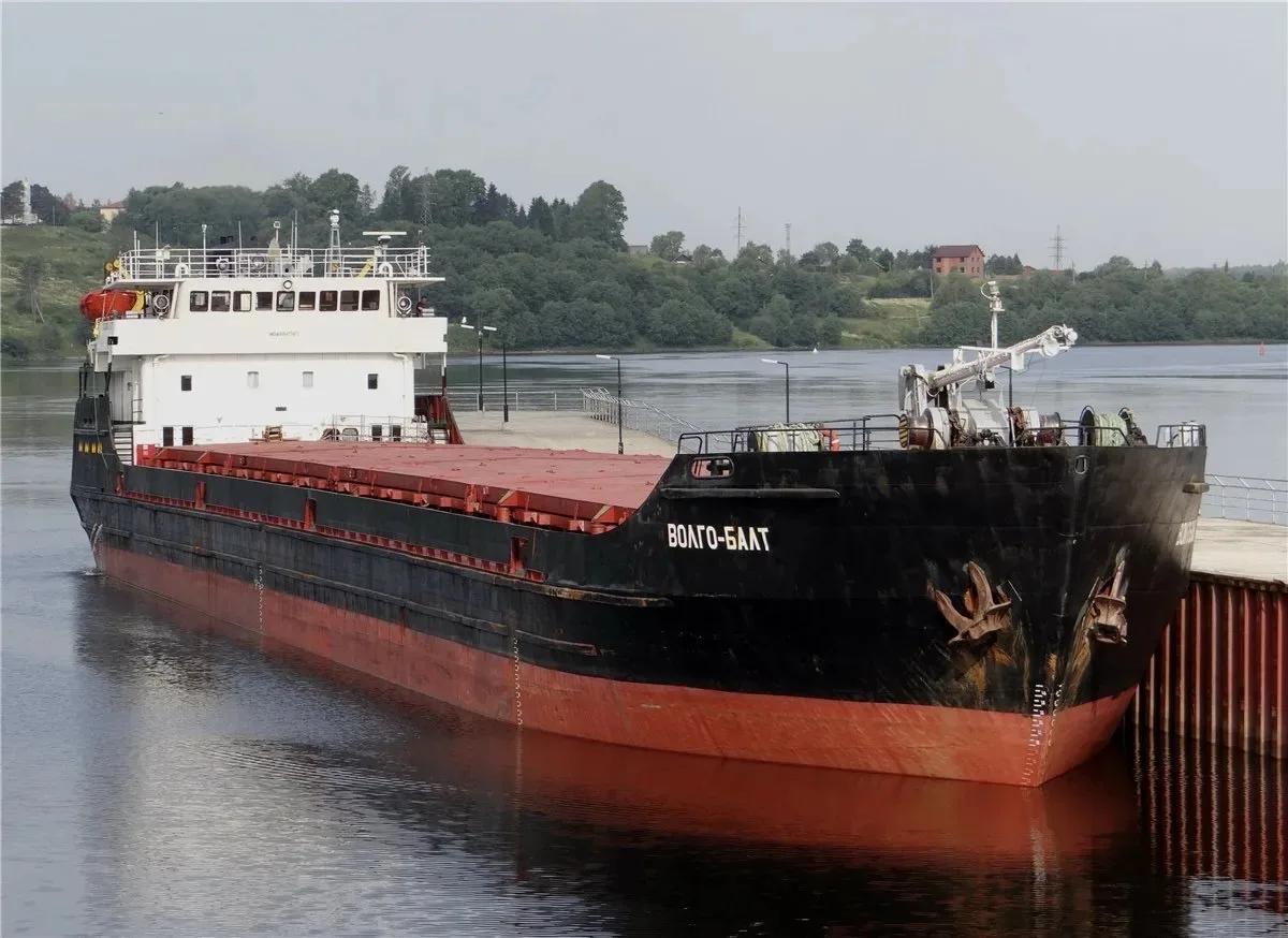 В Азовском море затонул сухогруз Канал губернатора Херсонской области Владимира Сальдо в Мах (6+)