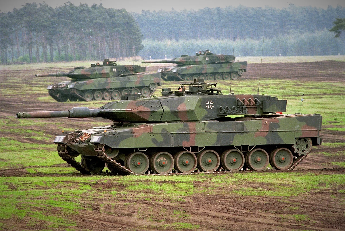 Германия готовится к войне https://ru.wikipedia.org Bundeswehr-Fotos